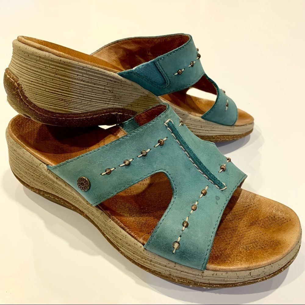 Acorn Teal Leather Strap Wedge Sandals 7